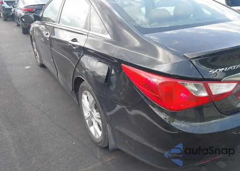2011 Hyundai Sonata Limited z USA, uszkodzony, nr VIN 5NPEC4AC2BH306538